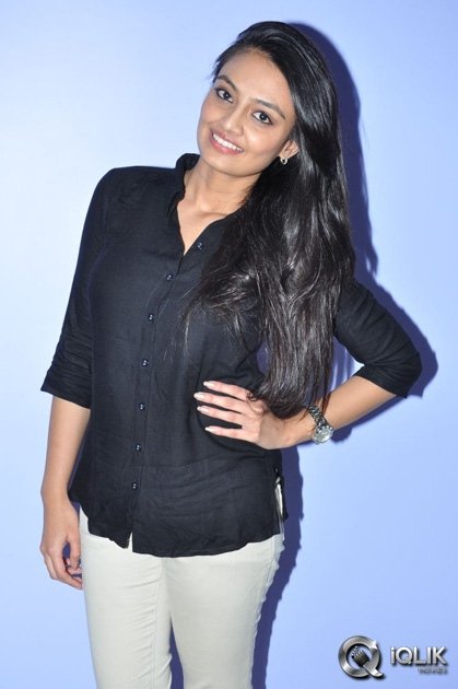 Celebrities-at-Ladies-and-Gentlemen-Movie-Preview